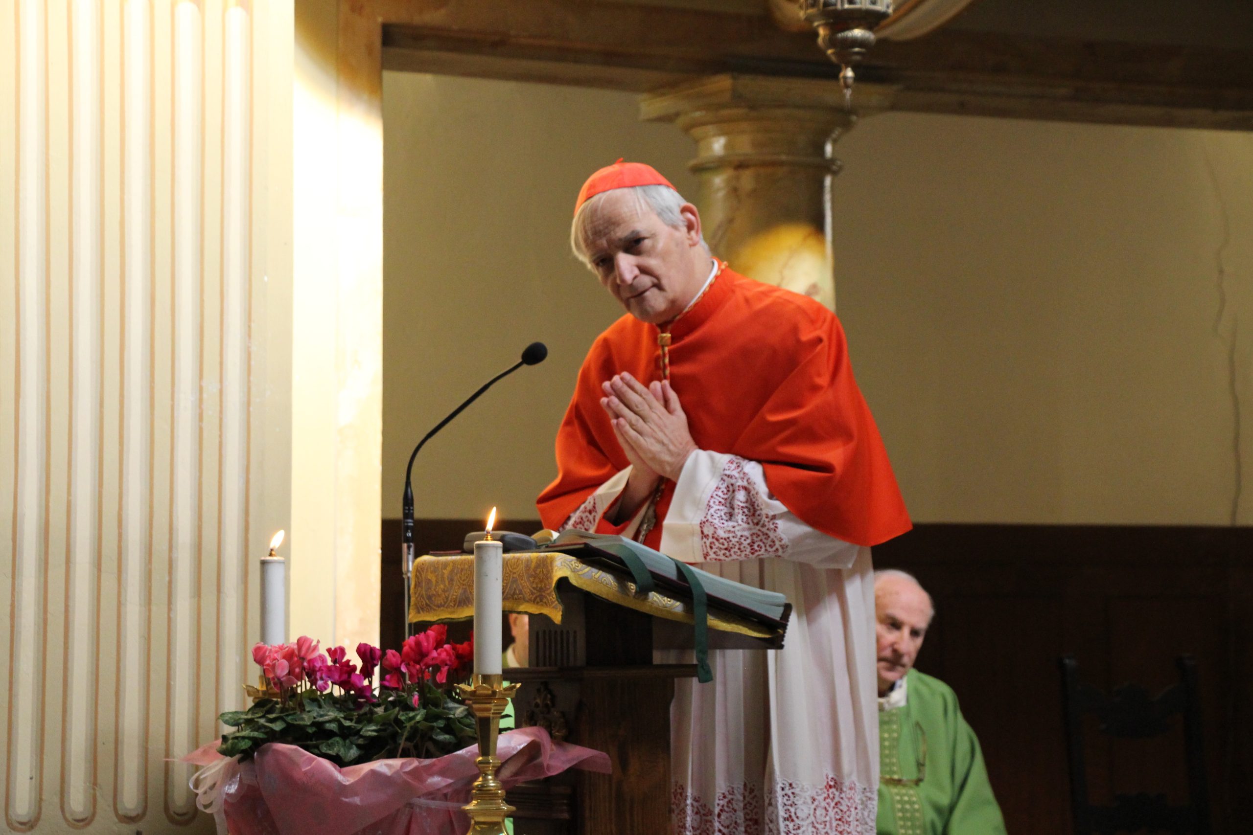 Al momento stai visualizzando Domenica 22 ottobre 2023 alle ore 11 il Cardinale Arcivescovo Matteo Zuppi ha conferito la cura pastorale della parrocchia di San Giovanni Evangelista di Monzuno a don Enrico Petrucci.